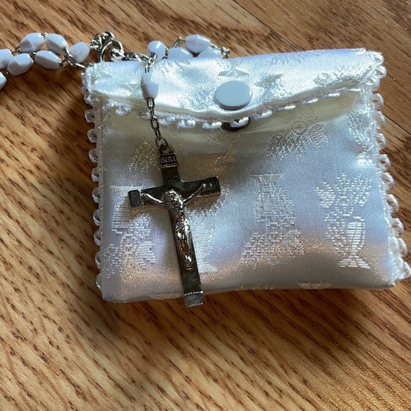 First Communion Bible and Rosary set - Picture 3 of 9
